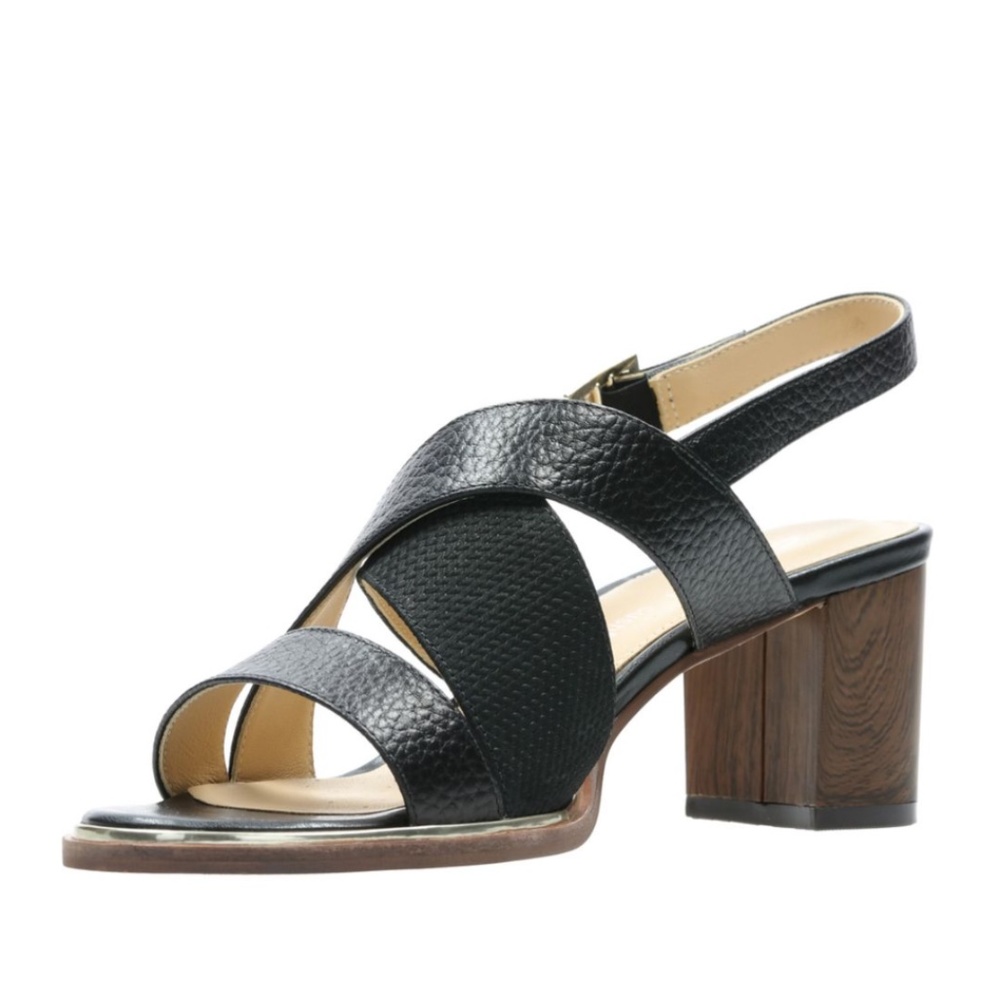 NIB Clarks Ellis Tilda Black Leather - 7.5